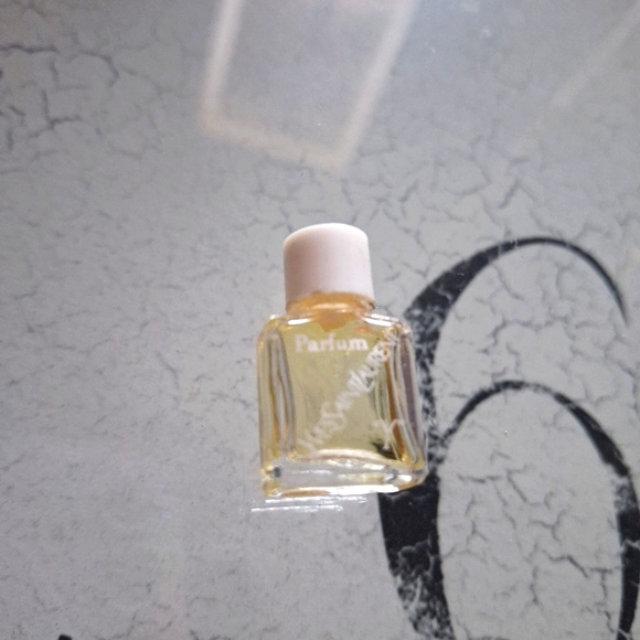 Yves Saint Laurent Vintage Parfum Miniature Perfume Bottle with White Cap - Picture 1 of 4